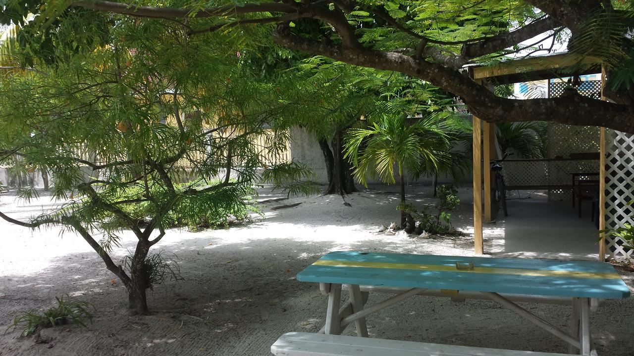 Jaguar Morning Star Hotel Caye Corker Exterior photo